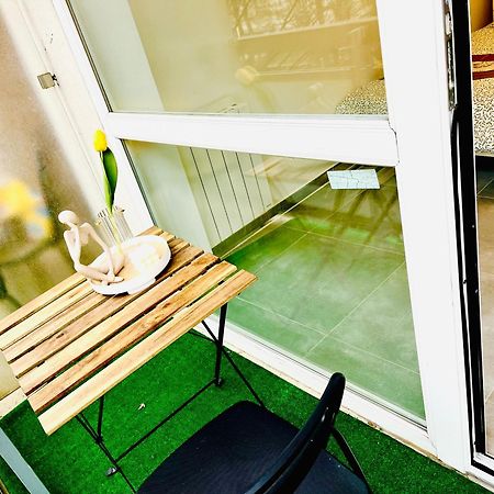 Dream Dwell Paris-Two Bedrooms Apart Near Gare Du Nord Dış mekan fotoğraf
